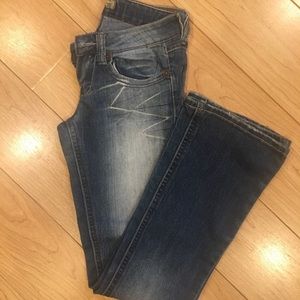 YMI size 1 bootcut jeans